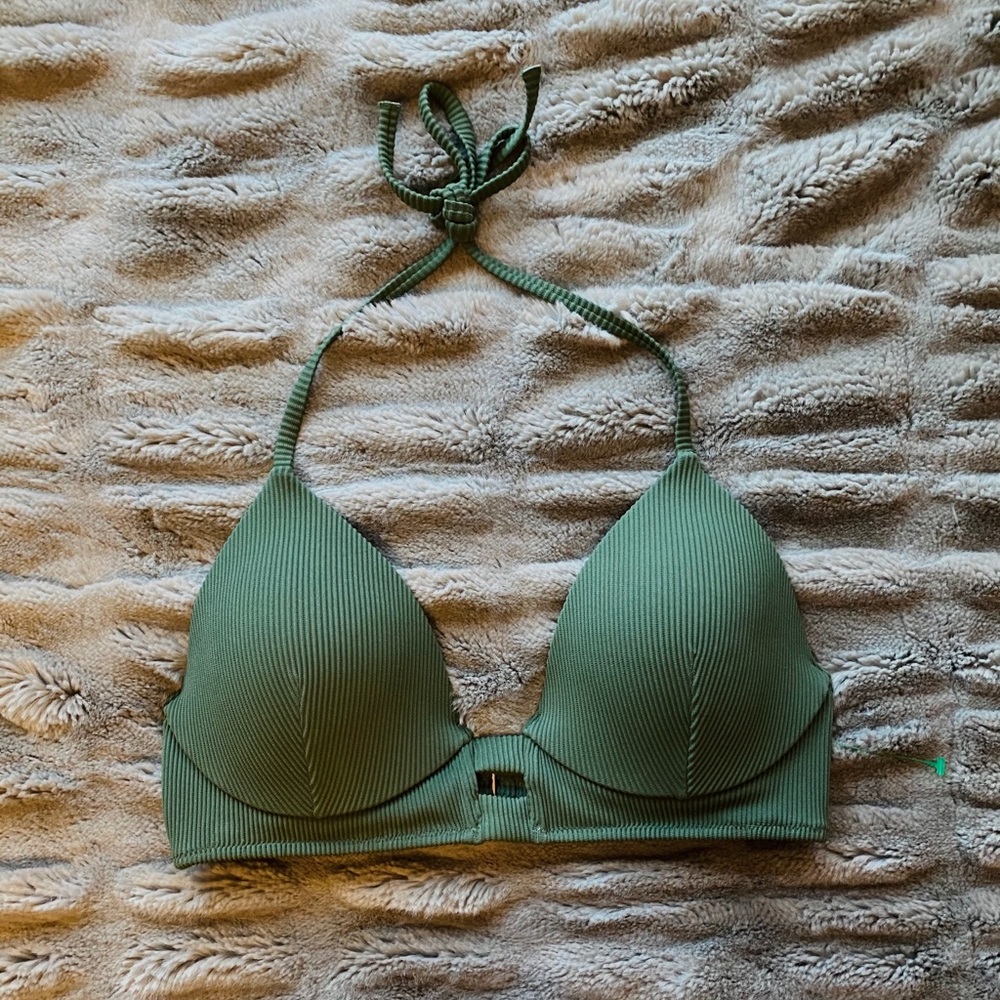 NWOT Bikini Top